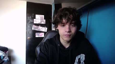 Santii online show from 9, 3, 2025