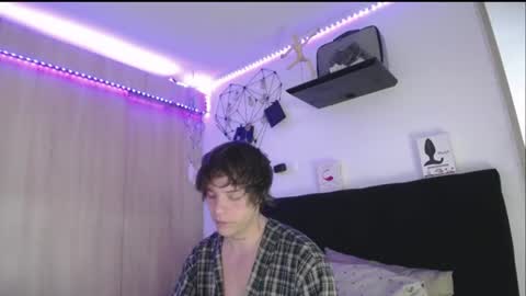 Snapshot of santii_rose chatting on 9, 7, 2026 Santii online show from 9, 7, 2026