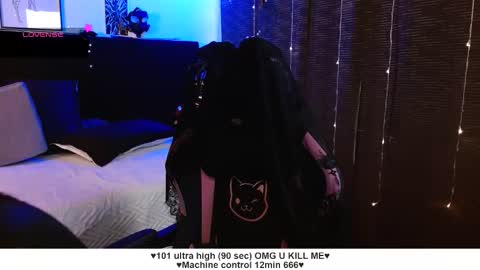 Liah Santos online show from 21, 10, 2025