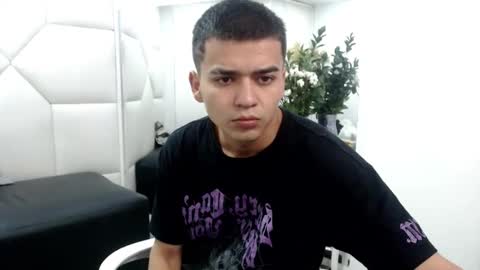 SanttiiBuck online show from 26, 2, 2026