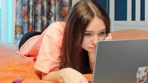 santythousand online show from 15, 12, 2025