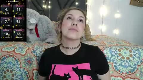 Snapshot of sanyaseraphine0 chatting on 11, 6, 2026 sanyaseraphine0 online show from 11, 6, 2026