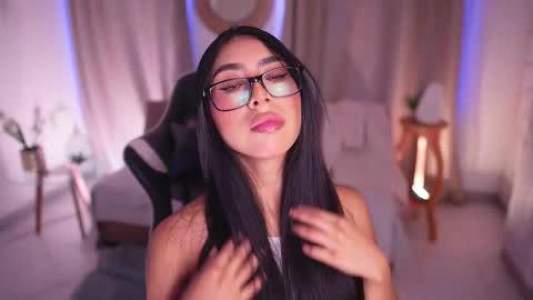 Sara  online show from 11, 2, 2025