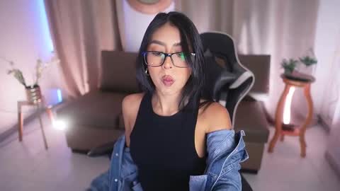 Sara  online show from 24, 2, 2025