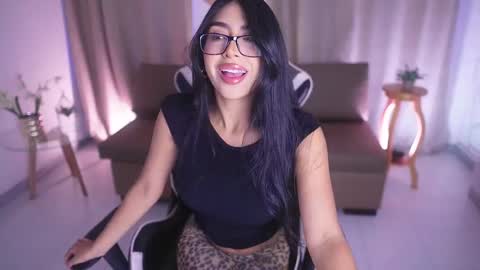 Sara  online show from 11, 3, 2025