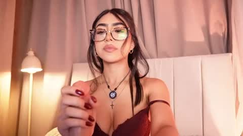Sara  online show from 10, 6, 2026