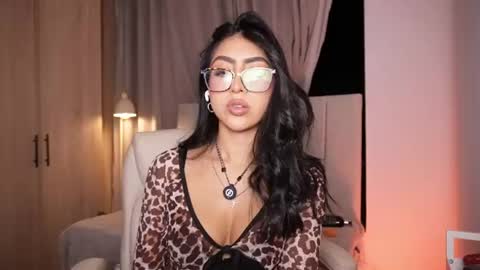 Snapshot of sara_albrecht chatting on 29, 7, 2026 Sara online show from 29, 7, 2026