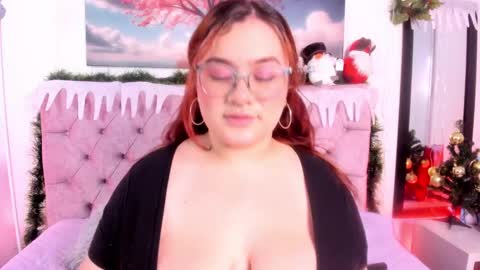 SARA ARIAS  online show from 23, 12, 2024