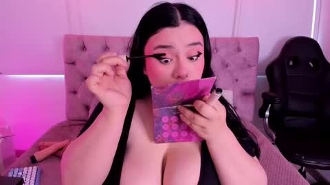 SARA ARIAS  online show from 24, 9, 2025