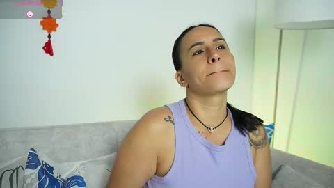   online show from 28, 2, 2026