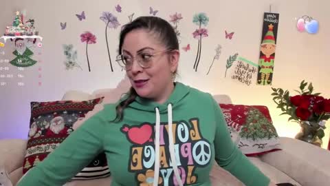 Sara Crowe online show from 14, 12, 2024