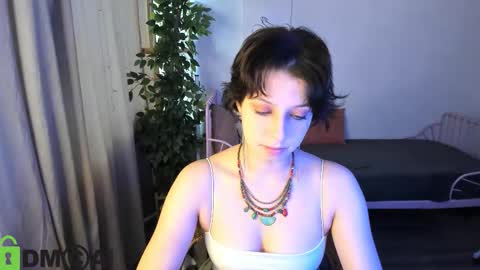 Sarah online show from 6, 11, 2025