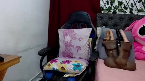 Sara Greyx online show from 18, 2, 2025