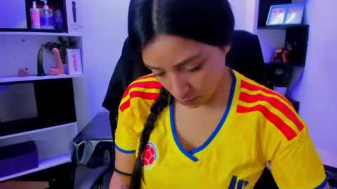 Snapshot of sara_honny chatting on 23, 6, 2026 sara_honny online show from 23, 6, 2026
