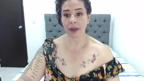 Snapshot of sara_hot46 chatting on 2, 1, 2025 Sara hot46 online show from 2, 1, 2025