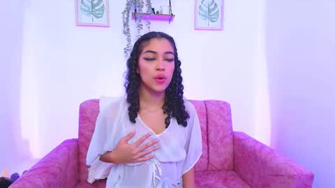 Sara Jhonson  online show from 2, 12, 2024