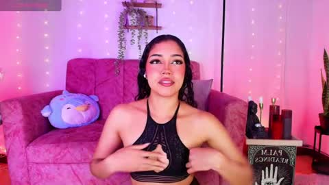 Sara Jhonson  online show from 17, 7, 2026