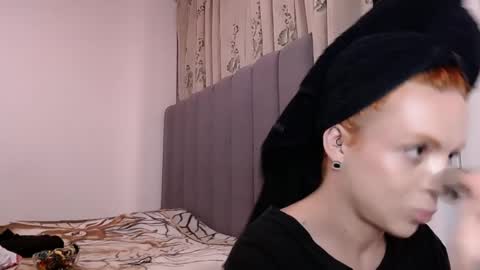 Snapshot of sara_johnson__ chatting on 19, 4, 2026 sara_johnson__ online show from 19, 4, 2026
