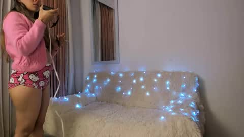 Snapshot of sara_kaii chatting on 14, 5, 2026 sara_kaii online show from 14, 5, 2026