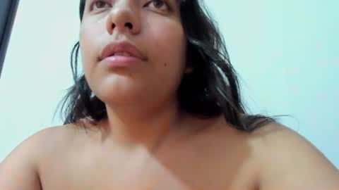 Snapshot of sara_len chatting on 1, 7, 2026 sara_len online show from 1, 7, 2026