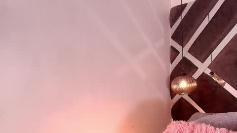 sara_lopee1 online show from 1, 11, 2025