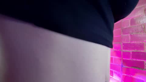 Sara online show from 4, 3, 2025