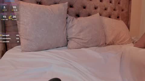 Snapshot of sara_montes chatting on 17, 12, 2024 Sara Montes online show from 17, 12, 2024