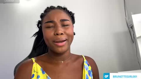 Snapshot of sara_muscle chatting on 25, 12, 2024 Sara online show from 25, 12, 2024