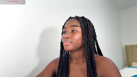 Snapshot of sara_muscle chatting on 24, 9, 2025 Sara online show from 24, 9, 2025