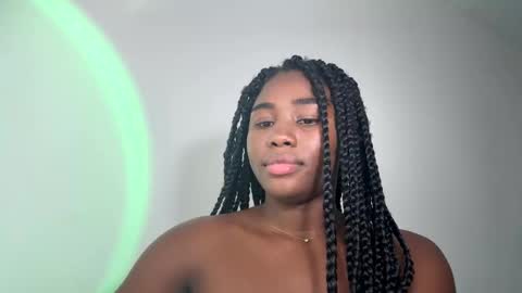 Snapshot of sara_muscle chatting on 30, 9, 2025 Sara online show from 30, 9, 2025