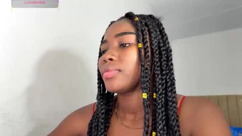 Snapshot of sara_muscle chatting on 3, 12, 2025 Sara online show from 3, 12, 2025