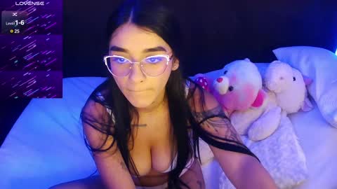 Snapshot of sara_ramirez0 chatting on 19, 12, 2024 sara_ramirez0 online show from 19, 12, 2024