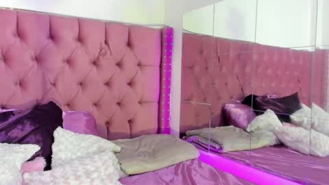 Snapshot of sara_ramirez0 chatting on 11, 9, 2025 sara_ramirez0 online show from 11, 9, 2025