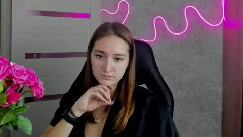 Snapshot of sara_rossse chatting on 8, 10, 2025 Sara online show from 8, 10, 2025