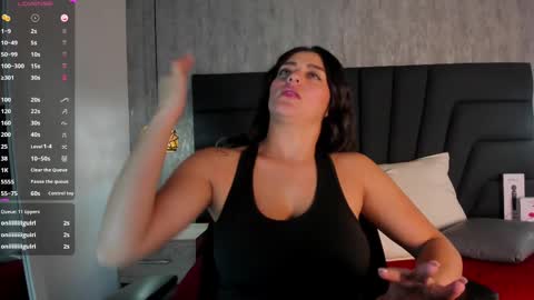 Snapshot of sara_stone17 chatting on 18, 2, 2025 - online show from 18, 2, 2025