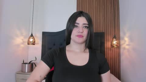 Snapshot of sara_stone17 chatting on 16, 9, 2025 - online show from 16, 9, 2025