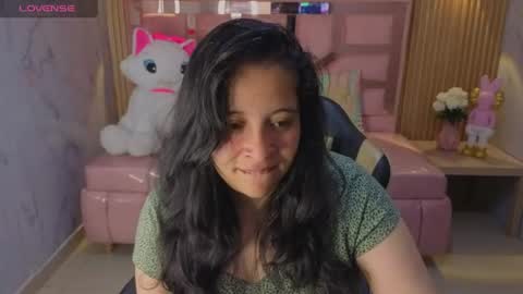 Sara T. online show from 7, 7, 2026