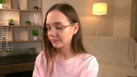 Im Sara  online show from 22, 12, 2025