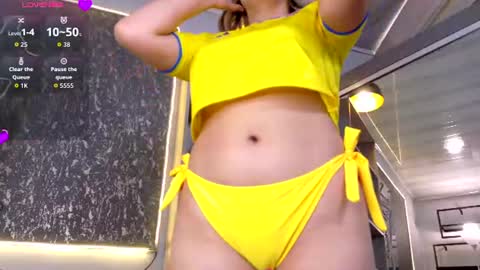 Snapshot of saraa_love_ chatting on 23, 6, 2026 Saraa online show from 23, 6, 2026