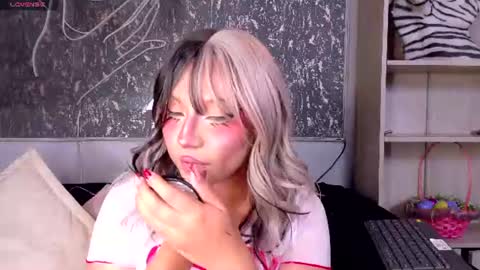 Snapshot of saraa_love_ chatting on 6, 7, 2026 Saraa online show from 6, 7, 2026