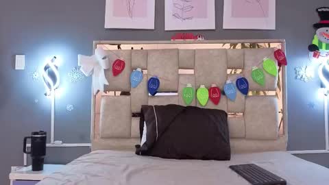 sara online show from 23, 12, 2025