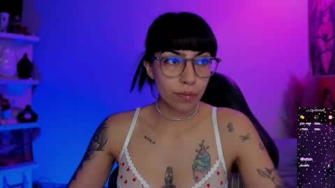 Sara online show from 4, 11, 2025