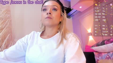 Snapshot of saraavila_ chatting on 22, 12, 2024 SaraAvila online show from 22, 12, 2024
