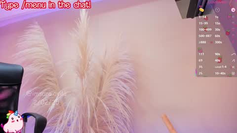 Snapshot of saraavila_ chatting on 2, 2, 2025 SaraAvila online show from 2, 2, 2025
