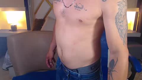 Snapshot of saraclub_jy chatting on 1, 3, 2025 saraclub online show from 1, 3, 2025