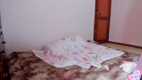 Snapshot of saraconnorxx chatting on 22, 11, 2025 Sara online show from 22, 11, 2025