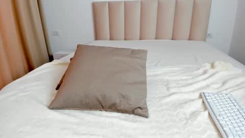 Snapshot of saradiamond01 chatting on 26, 1, 2025 saradiamond01 online show from 26, 1, 2025