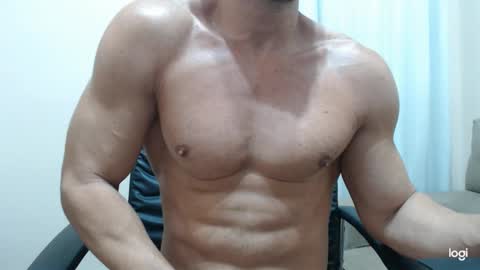 saradorj92 online show from 9, 2, 2025