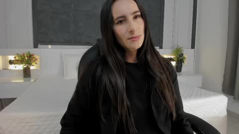  Sara Gomez  online show from 16, 4, 2026