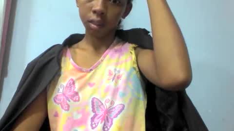 sarah146341 online show from 18, 12, 2025